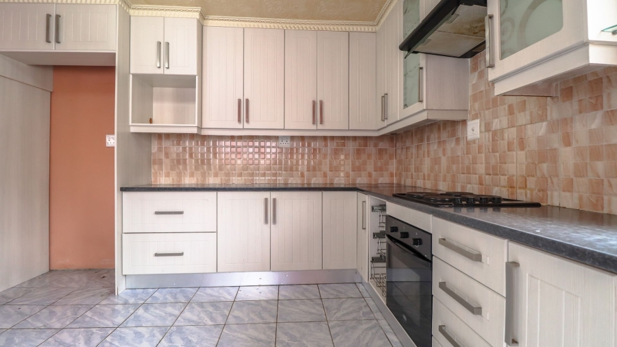 4 Bedroom Property for Sale in Amalinda Eastern Cape